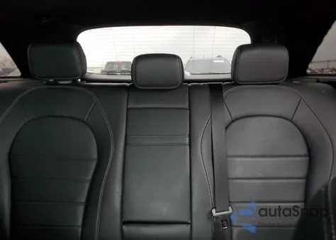 2019 Mercedes-Benz Glc 300 z USA, uszkodzony, nr VIN WDC0G4JB7KV160105